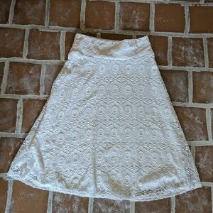 Elizabeth & Nicole White eyelet crochet A-line skirt size M